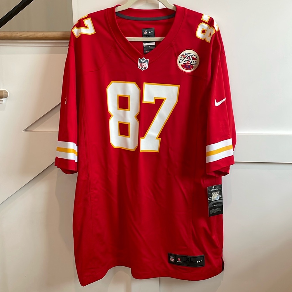 NWT Travis Kelce Kansas City Chiefs Jersey